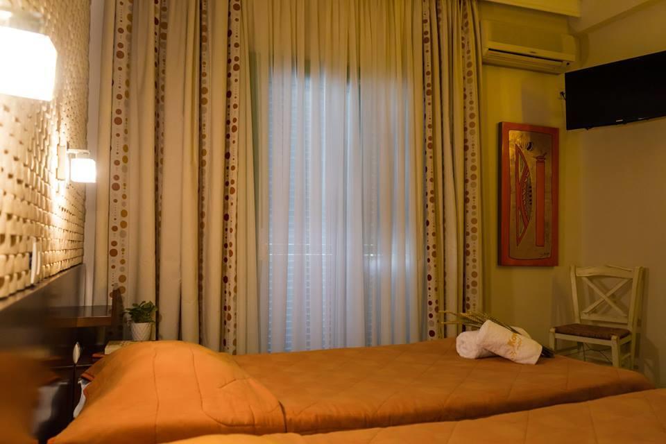 Hotel Kostis Skiathos Town Bagian luar foto